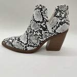 Mysoft Boots Womens 8 Black White Slip on Cutout Mid Heel Booties Western NEW‎ Photo 1