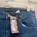 Boohoo FINAL MARKDOWN  distressed denim jeans 14 Nwt Photo 2
