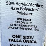 Elegant Gold Knit Infinity Scarf Photo 3