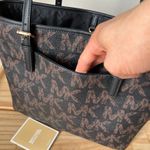Michael Kors Purse & Wallet Photo 9
