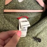 The North Face green pullover sweater size medium women’s Photo 1