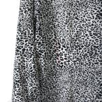 Violet+Claire  Black White Button Down Shirt 🎈 Photo 3