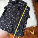 None Black & White Flowy Office Tank Top Button Down Photo 5