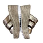 Marc Fisher WOMEN'S SHOES SZ 8.5 GOLD WEDGE SLIP ON ESPADRILLES SANDALS MLROBBYN Photo 5