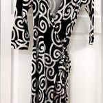 Diane Von Furstenberg DVF NEW JULIAN TWO Silk Jersey Wrap Dress Swirl Black sz 4 Photo 4