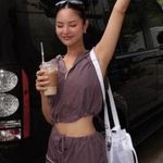 Alo Yoga Crinkle Surplus Mini Skirt Raisinette XS Photo 14