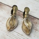 Vintage Clip On Earrings Photo 0