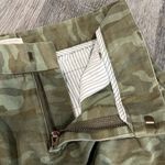 Caslon camouflage Camo cotton longer short w/ bottom hem zipper and clasp - 6 Photo 8