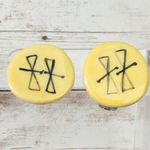 Vintage Clip On Earrings Photo 0