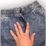 American Eagle Outfitters High Waist Ruffle Hem Elastic Blue Jean Mom Shorts 2 Photo 9