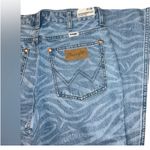Wrangler  Meow Laser Women’s Tiger Print Wanderer Flare Jeans 25x32 Photo 6