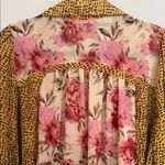 Pistol Rose Floral and Leopard Print Women's Button Up Long Sleeve Blouse Pink Size M Photo 13