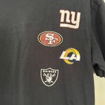 Hollister Team Apparel NFL Men's Black Relaxed Crew Neck Football Graphic T-Shirt Size XS Photo 1