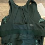 Athleta Conscious Crop Serene Green Camouflage Padded Athletic Tank Too NWT Photo 11