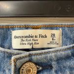 Abercrombie & Fitch The Kick Flare Ultra High Rise Jeans Light Wash Size 28 Photo 3