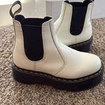 Dr. Martens  platform Chelsea boots Photo 5