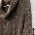 88th & Madison MEDIUM Brown Cable Knit Sweater Sweatshirt Short Roll Photo 3