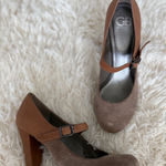 Gianni Bini  Brown Suede Leather Block Heel Mary Jane Pumps Size 8.5M‎ Photo 0
