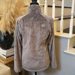 The North Face  Women Osito Jacket Size Petite Small Photo 5