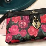 Juicy Couture NWT  WRISTLET Photo 0