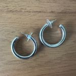 Kendra Scott Colette Hoop Earrings in Silver Photo 5