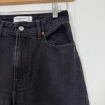 Abercrombie & Fitch  Black Curve Love High Rise The ‘90s Relaxed Jean Photo 2