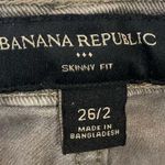 Banana Republic Gray Leopard Print Skinny Fit Jeans Size 26 Ankle Length Casual Photo 4