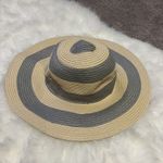 Columbia  Wide Brim Woven Womens Sun Hat Photo 1