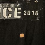 Hanes THE FORMATION WORLD TOUR 2016 BEYONCÉ tour tshirt size large small bleach stain Photo 2