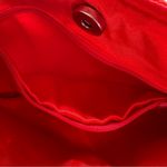 Shiraleah  red and black felt flowered short handle purse clutch Photo 13