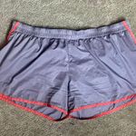 Gap Women's Body Fit Gray Athletic Shorts Photo 1