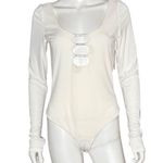 Alice + Olivia Kalena Cut-Out Bodysuit Ecru Women’s Sz L Photo 1