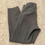 Lululemon On The Fly 7/8 Pants Woven Size 2 Grey Sage Photo 3