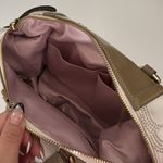 Coach  Ashley Dotted OP
Signature Satchel Purse Light
Khaki/Taupe Photo 8