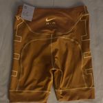 Nike  Fast Women's Running/Bike Shorts Photo 1