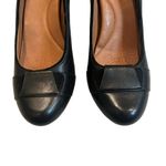 Clarks  Artisan Black Leather Dress Pumps, Sz 7.5 Narrow Photo 6