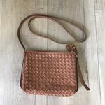 Madewell Brown Tan Woven Puffy Crossbody Bag NI981 New Photo 4