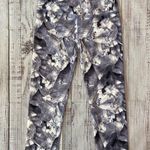 Fabletics Gray and White Collage Capri. Size XSmall Photo 0