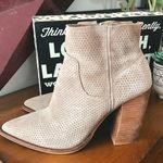 Vince Camuto 💖Cava Booties💖 Photo 4