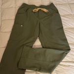 FIGS amaze cargo Green scrub Pants with tan Drawstring Sz S Photo 0