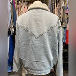Ashley Vintage Charm Jacket Vintage Blue Jean Denim & Sherpa Jacket Size Medium Photo 3