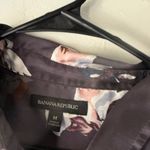 Banana Republic Women's Floral Print Button Down Shirt Career Dark Romantic M Photo 3