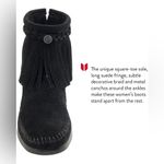 Minnetonka  Women's High Top Back Zip Boot Photo 2