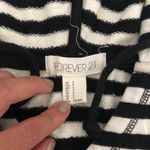 Forever 21  hoodi sweater black and white Used Photo 1