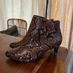 Alfani ‎ Step n Flex Harpper Snakeskin Booties Heels Brown / Tan / Black Size 6.5 Photo 2