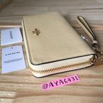 Coach Wallet Photo 2
