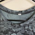 Athleta  Momentum Top Womens Medium Green Black Floral Long Sleeve Run Gym Photo 5