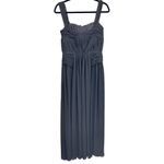 Vera Wang  Formal Chiffon Gown Gray Size 8 Wedding Special Event‎ Feminine Photo 1