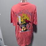Buc-ee's  Sweet Home Kentucky Unisex T-shirt Orange Peach Flowers Cardinal Bird Photo 2
