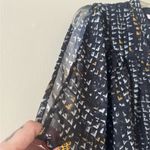 Badgley Mischka  NWT printed blouse in size XS Photo 4